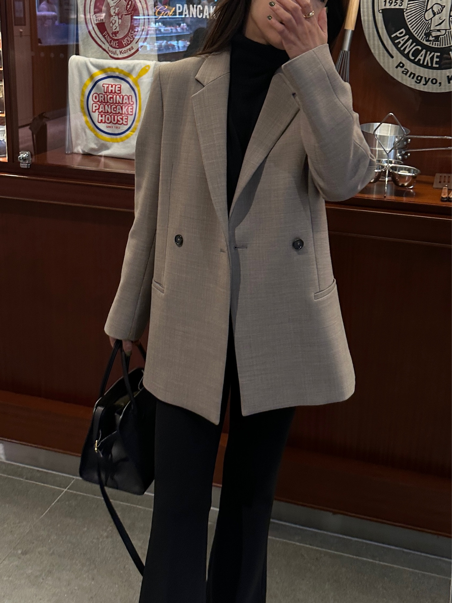 toteme Double-breasted blazer
토템 더블 브레스티드 블레이저
#토템자켓 #토템 #toteme


#LTKasia #LTKwinter