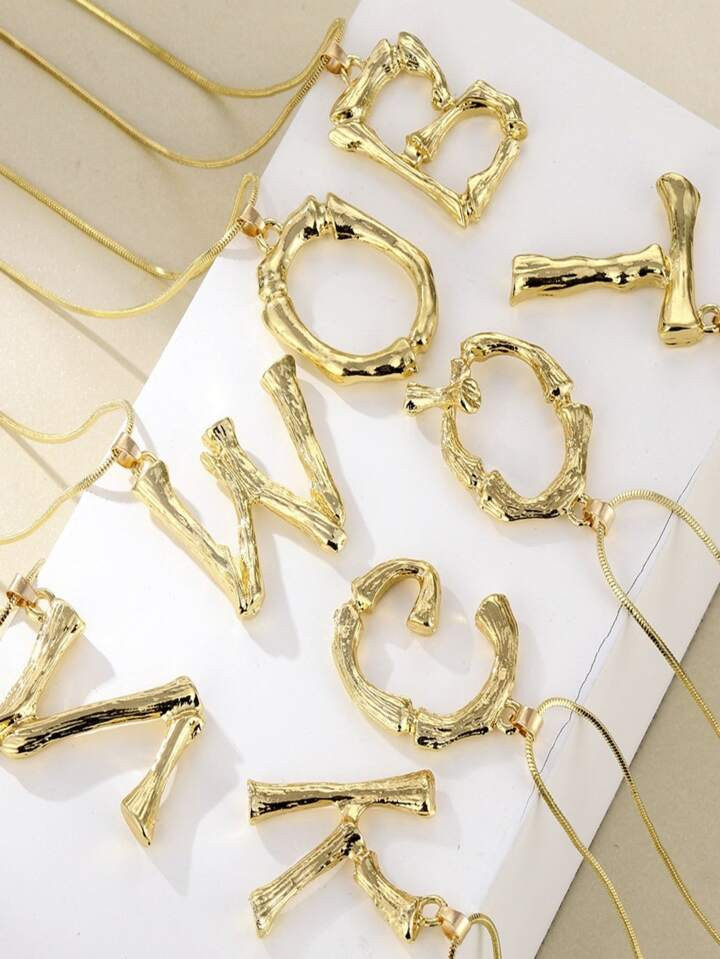 1pc Fashionable Letter Charm Necklace For Women For Daily Decoration Copper Jewelry | SHEIN