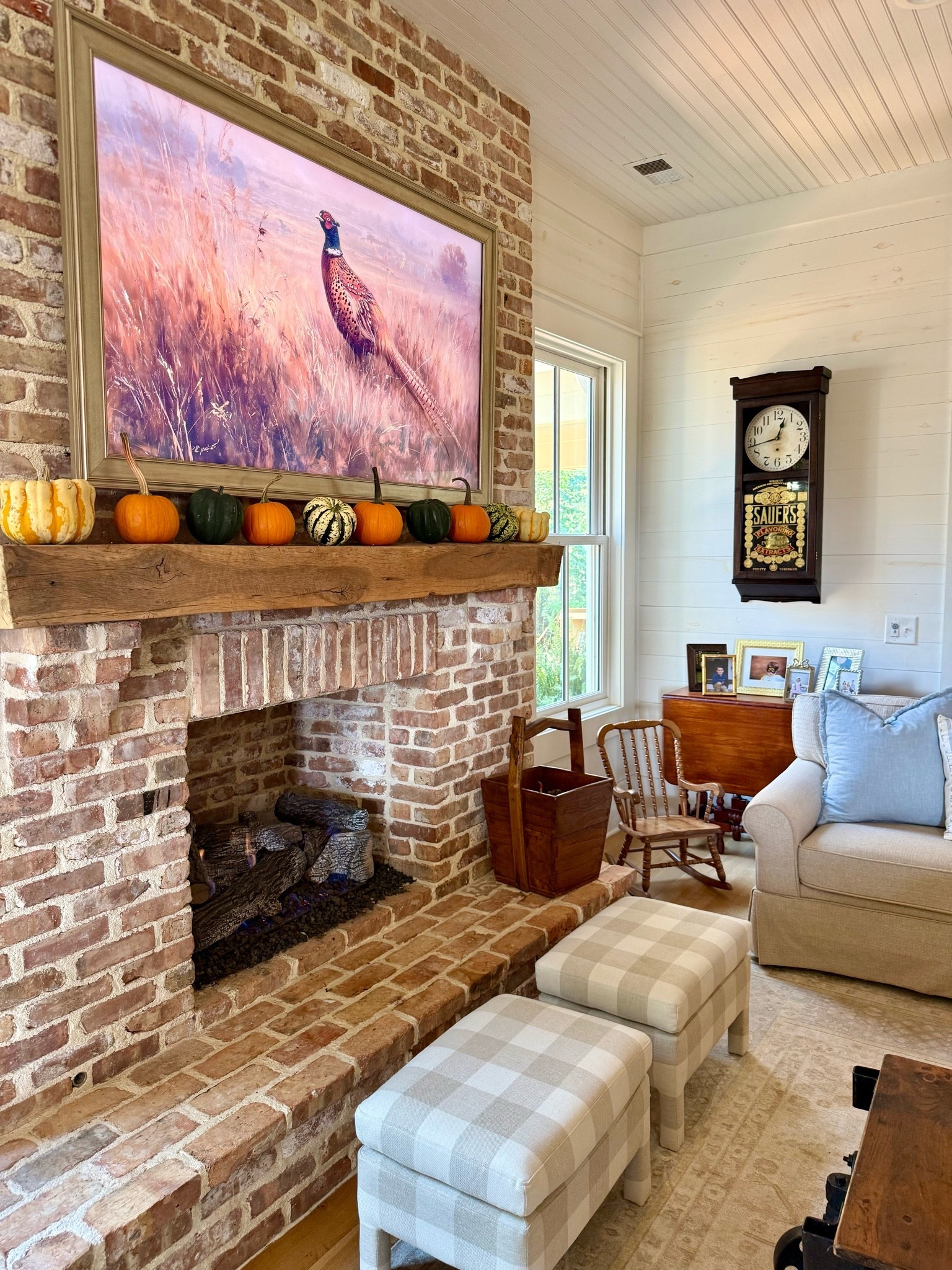 Fall is here 😍🎃 #falldecor #fallhome #sc #athome