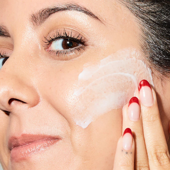 Urban Environment Fresh-Moisture Sunscreen Broad-Spectrum SPF 42 with Hyaluronic Acid | Sephora (US)