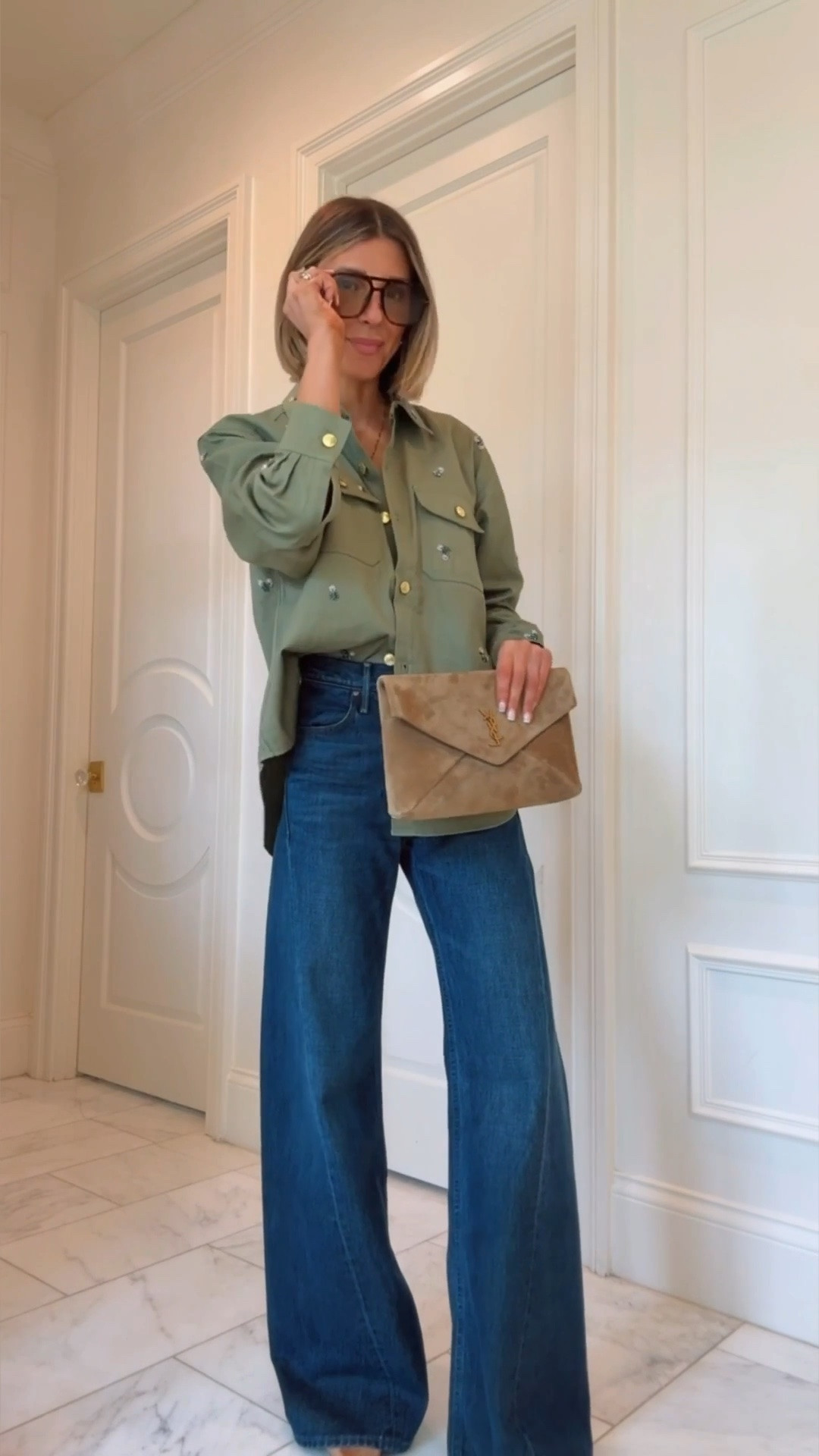 Love these dark side leg jeans for fall. I suggest sizing down one size.

#LTKfall #LTKjeans