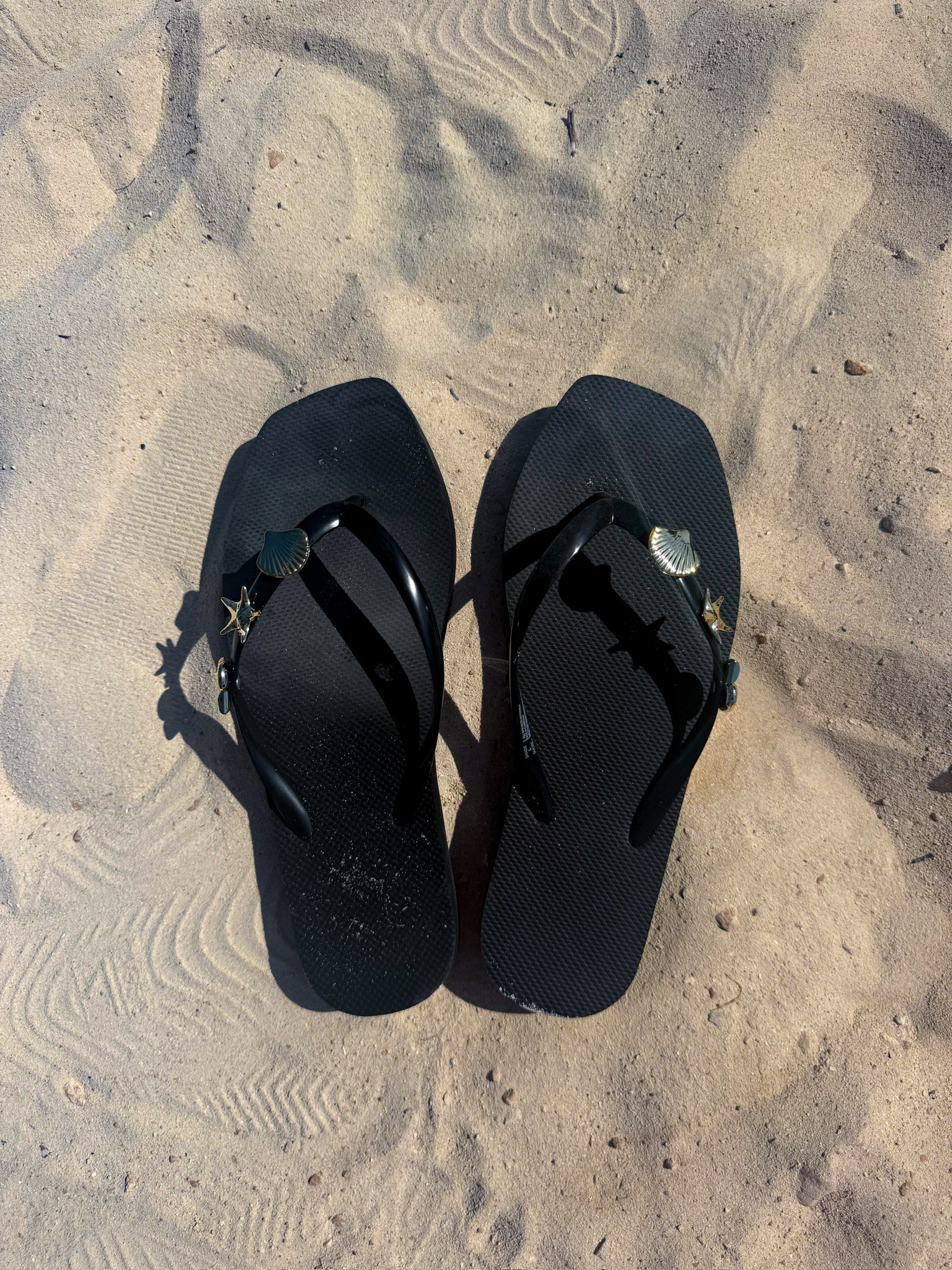 The best everyday Target sandals that are perfect for the beach! 

#LTKOver40 #LTKTravel #LTKootd