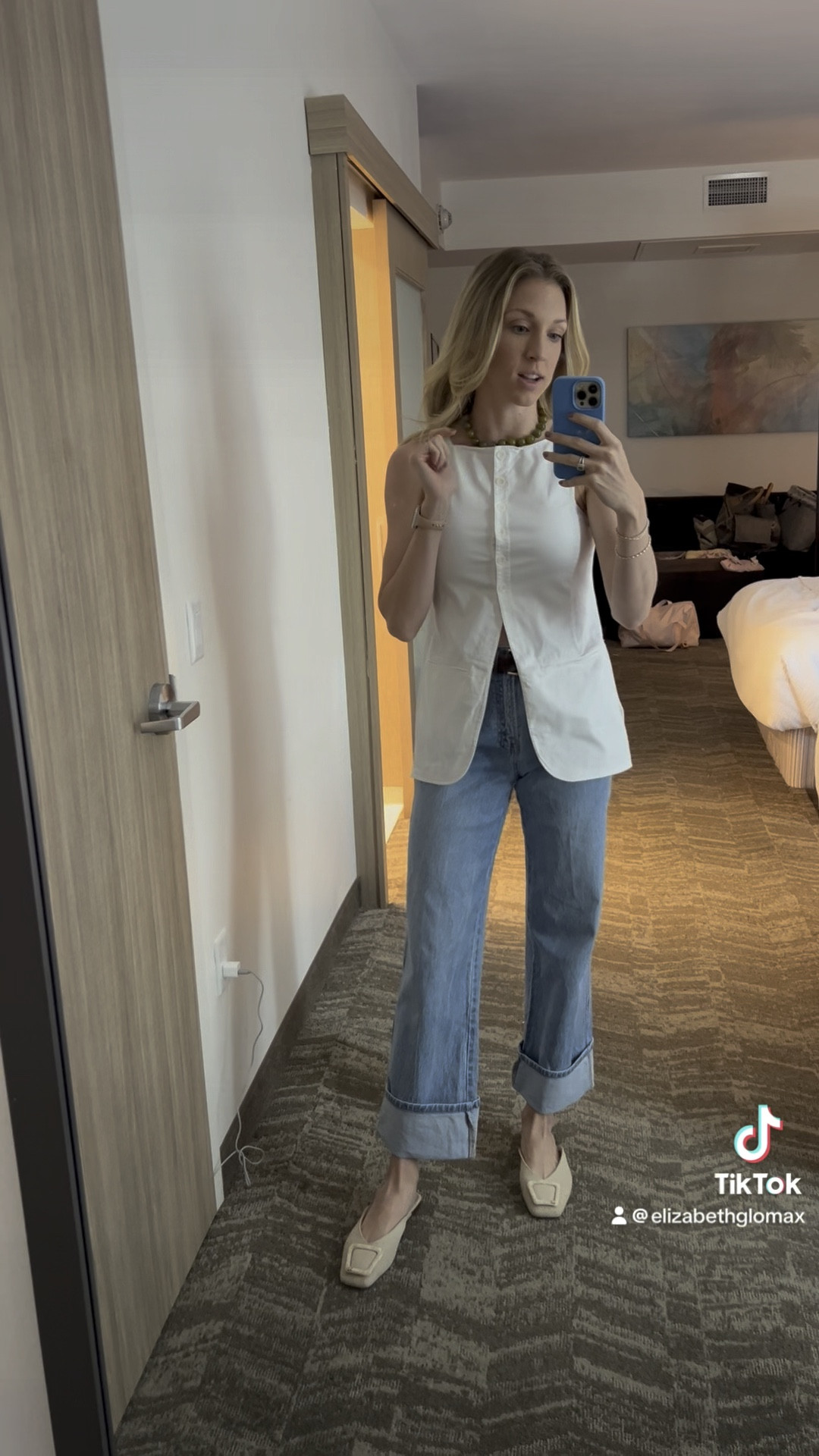 Happy Black Friday! May you find the best deals today. 😉👏🏻 Here is my look for a day full of shopping!

#LTKShoeCrush #LTKStyleTip #LTKCyberWeek