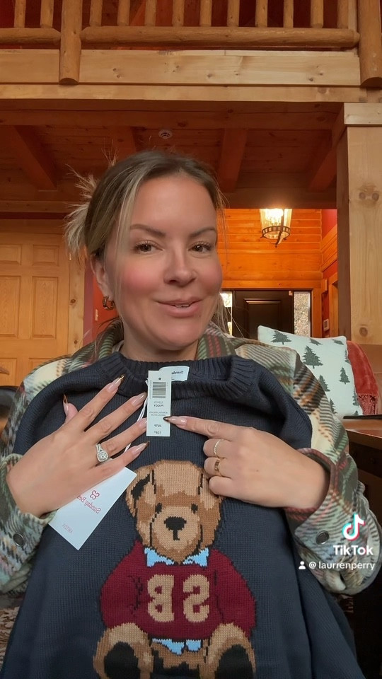 the cutest sweater I’ve ever seen 🐻🤎

#LTKstyletip #LTKautumn