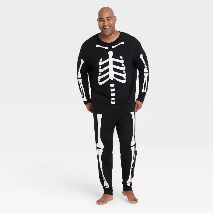 Men's Big & Tall Halloween Skeleton Matching Family Pajama Set - Black | Target