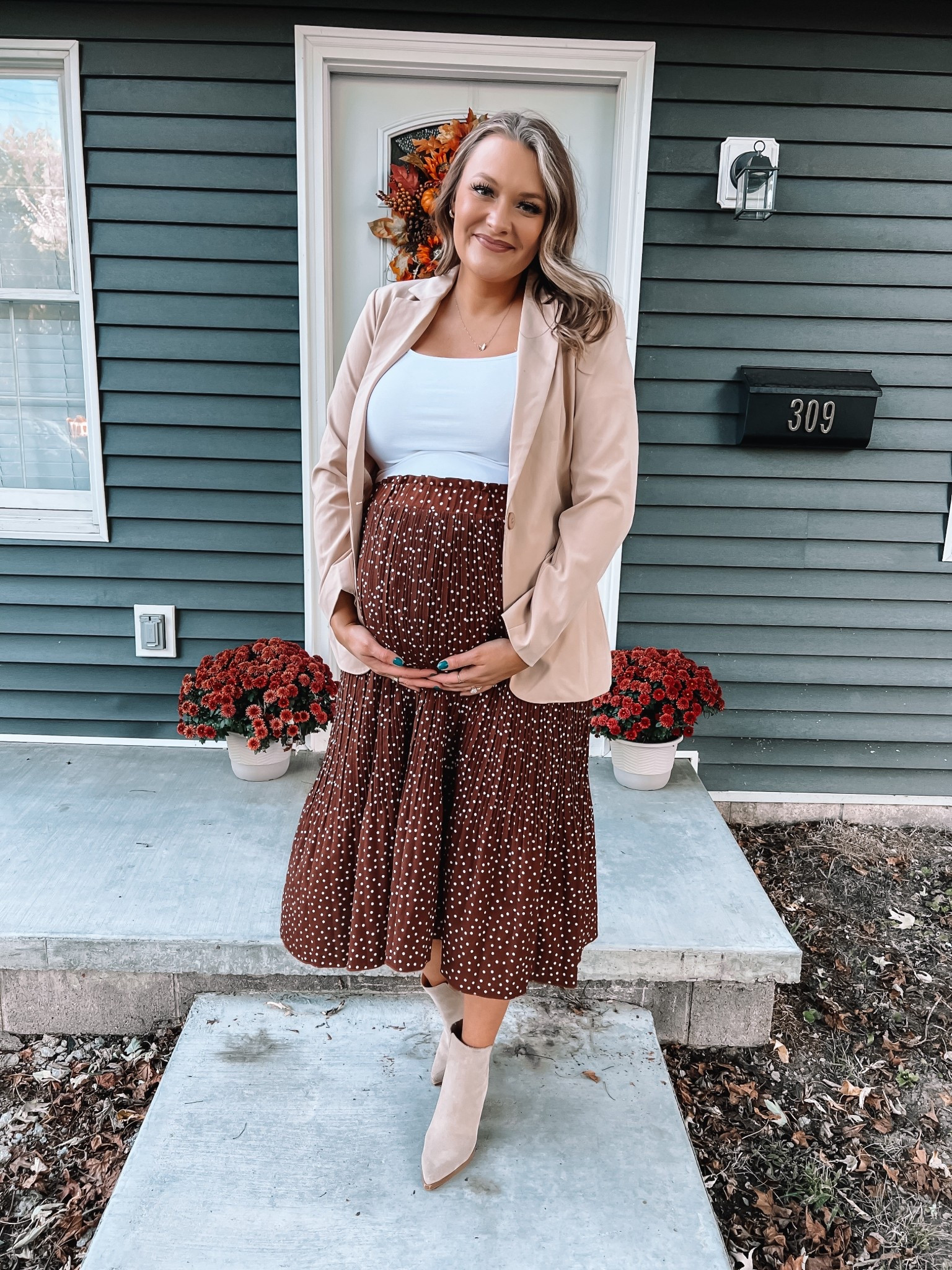 Some of you have been asking for cute bump friendly business casual outfits, so here’s one from when I was pregnant with Linc! 🤍

#bumpfriendlyfashion #businesscasual #workwearstyle #amazonworkwear #pregnancystyle

#LTKBump #LTKMidsize #LTKStyleTip