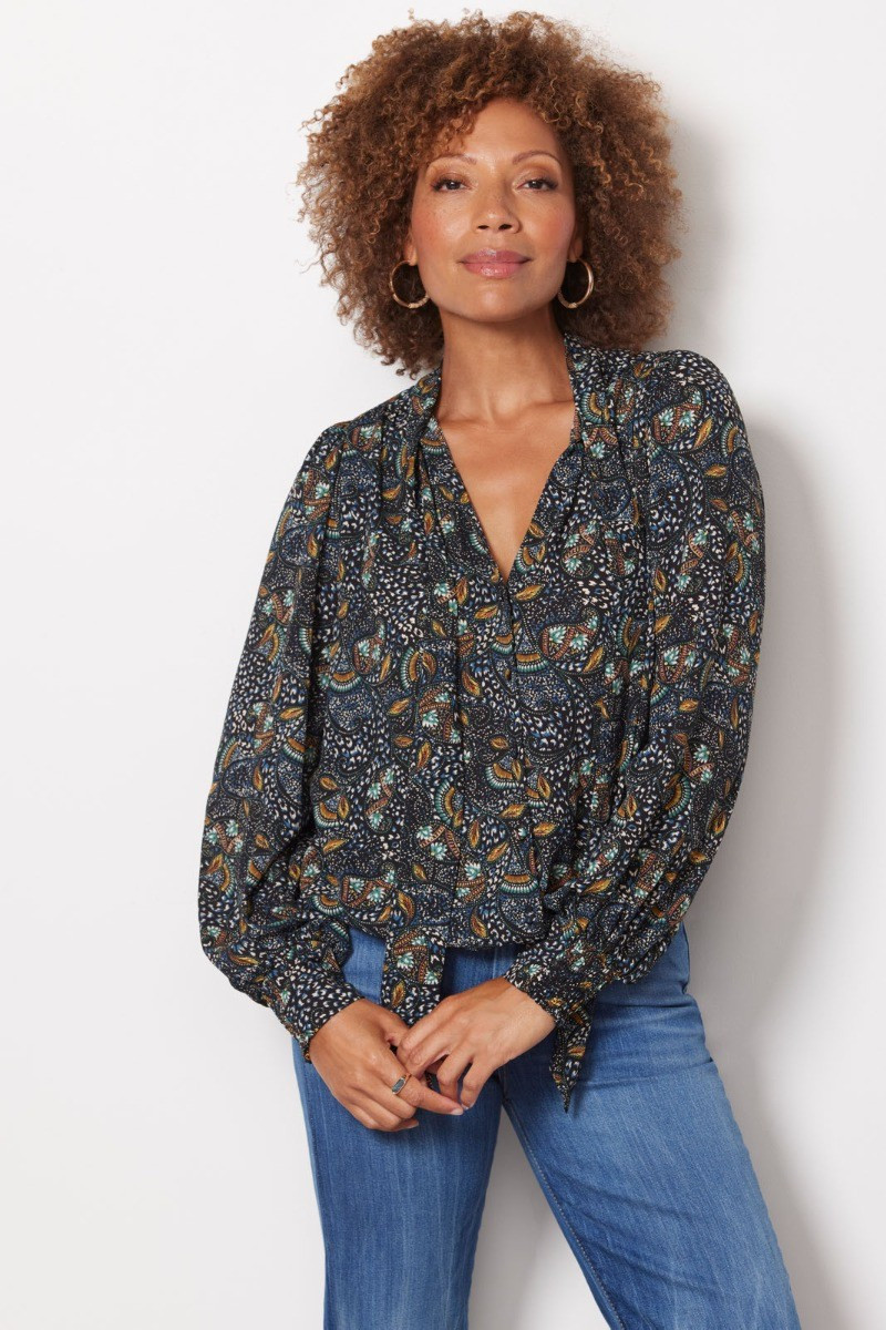 EVEREVE Charlie Tie Neck Blouse | EVEREVE | Evereve