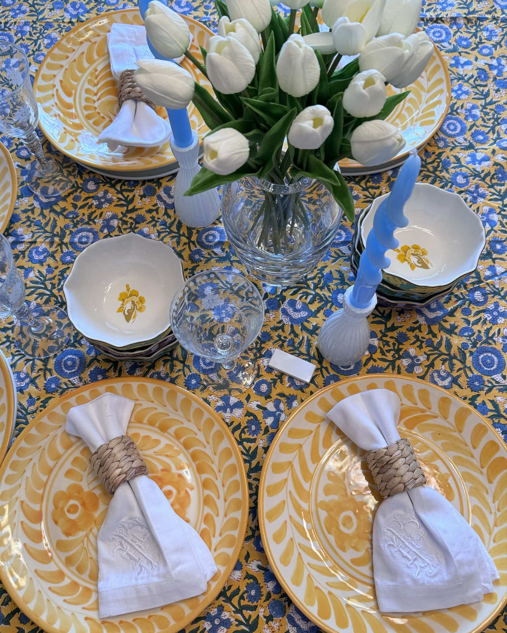 Summer table scape in full swing💛
I’m loving this seasoning 
My plates are sold out, but I linked similar

#LTKhome #LTKparties