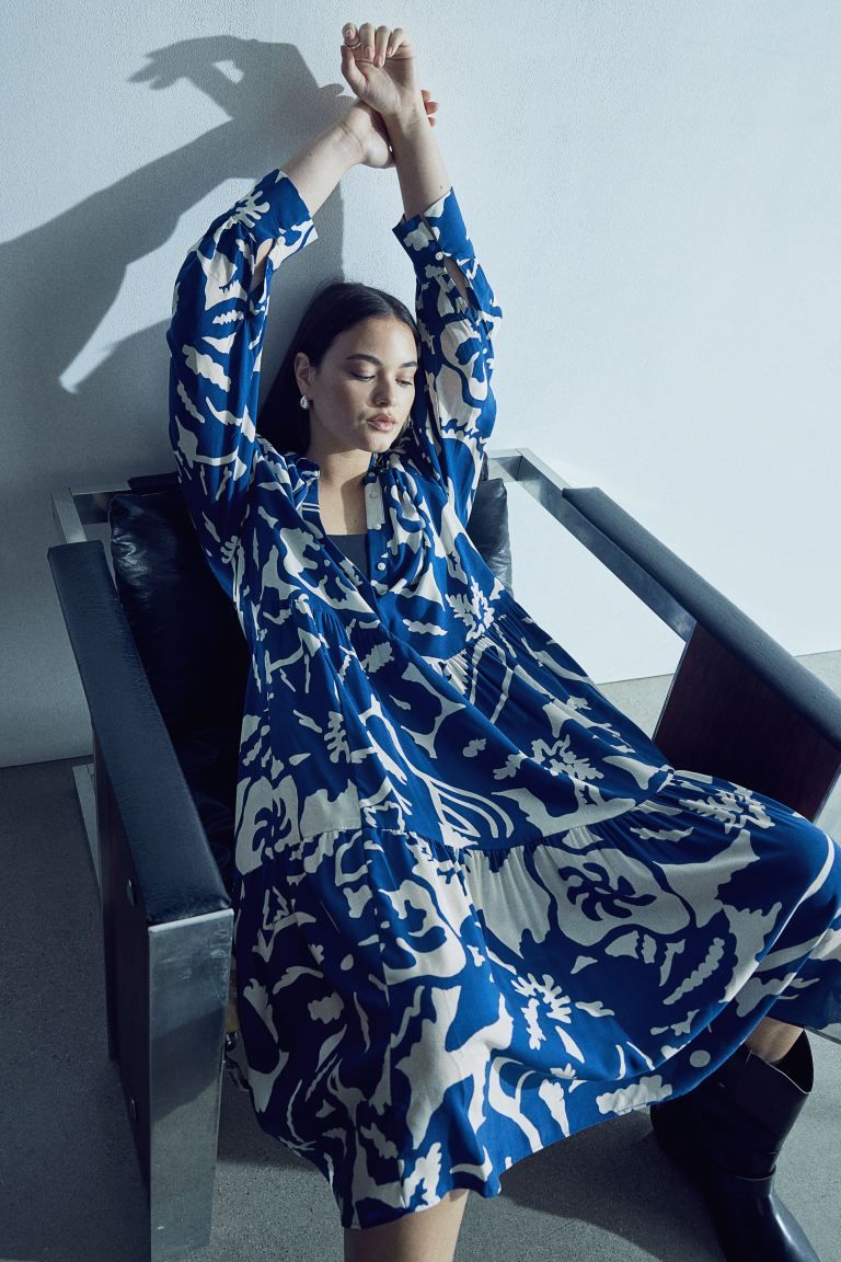 Viscose Shirt Dress - Long sleeve - Midi - Blue/floral - Ladies | H&M US | H&M (US + CA)