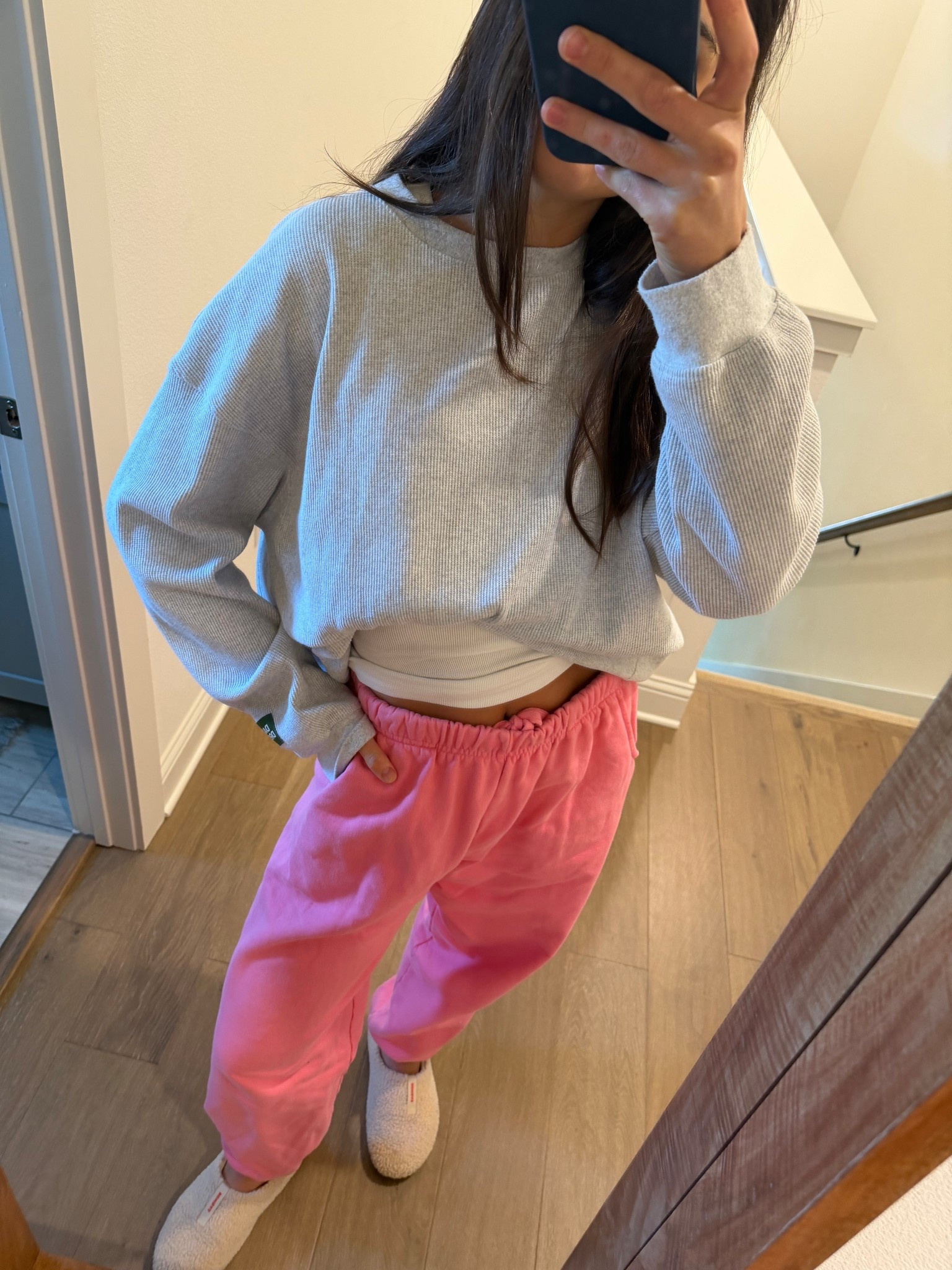 daily drills wfh fit - love these bombas slippers !! 

@Target white ribbed tank !!




oversized thermal, sweatpants, travel outfit, matching set 

#LTKdayinmylife #LTKSeasonal #LTKTravel