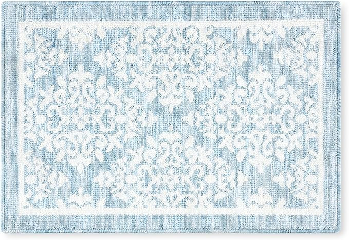 TOWN & COUNTRY EVERYDAY Walker Damask Medallion Everwash™ Washable Multi-Use Decorative Rug, Tu... | Amazon (US)