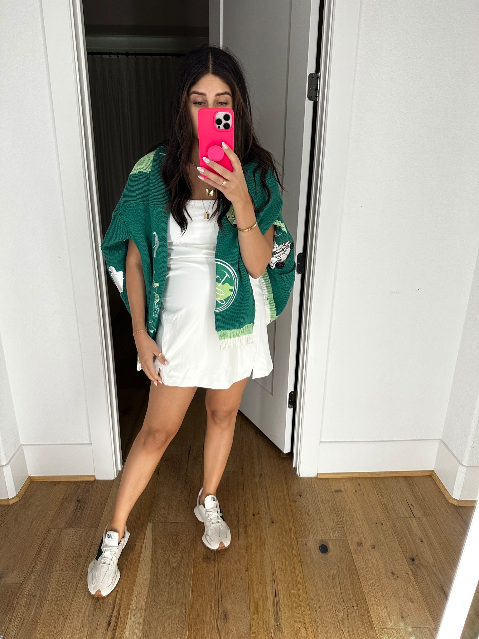 Masters option from a few years ago! 

Size:2
Dress: small 

Dressupbuttercup.com #dressupbuttercup #dederaad


#LTKSeasonal