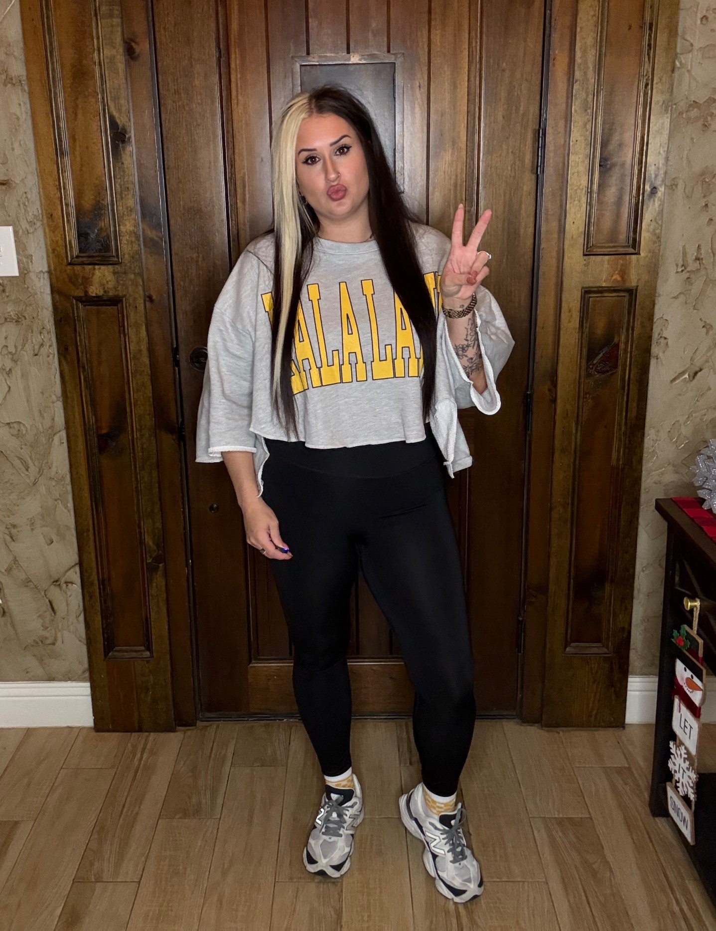 Sporty spice 🔥🎱📸
Top is from Dressed In Lala I’m in a size L/XL 

#LTKootd #LTKMidsize #LTKFindsUnder100