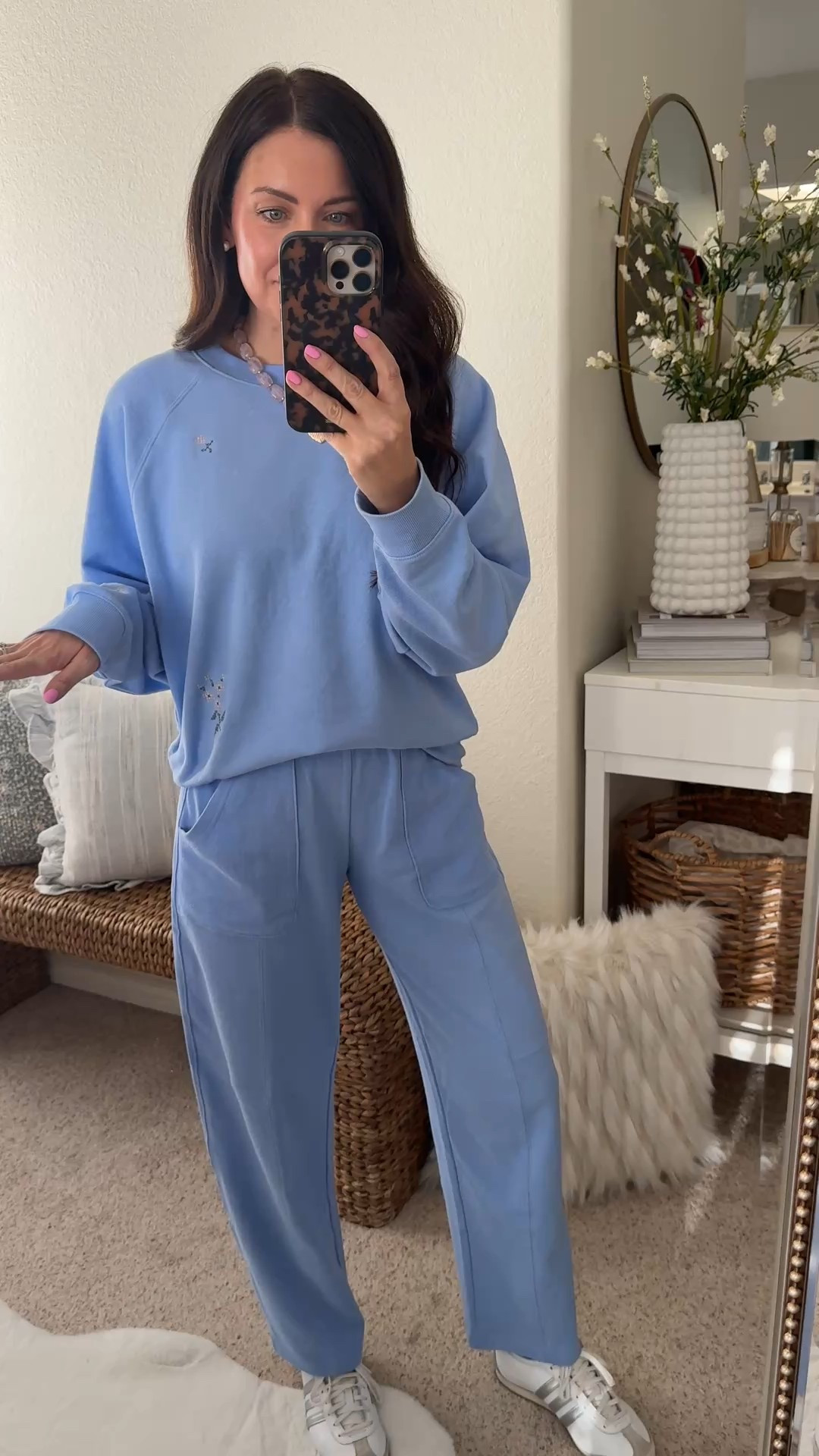 Medium pullover
Xs regular barrel sweatpants
Old navy matching set on sale!


#LTKFindsUnder50 #LTKSeasonal #LTKSaleAlert