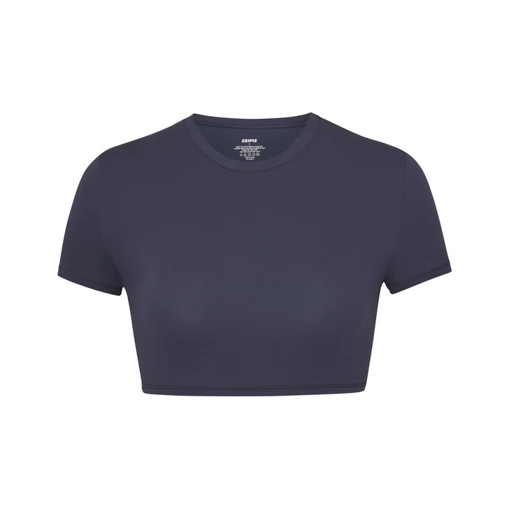 FITS EVERYBODY SUPER CROPPED T-SHIRT | MARINE | SKIMS (US)
