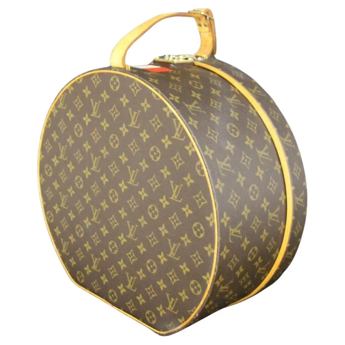 Round Louis Vuitton Hat Trunk 40, Louis Vuitton Hat Box, Louis Vuitton Bag | 1stDibs