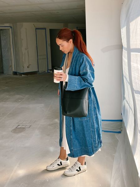 This denim trench and dress combo has gotten more wear than I even imagined. I never regret investing in timeless staples. #spring #springoutfit #layers #classicstyle