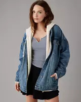 AE Strigid Oversized Boyfriend Denim Jacket | American Eagle Outfitters (US & CA)