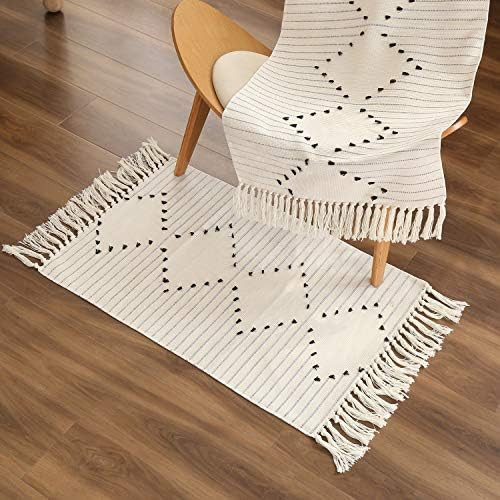 Boho Hand Woven Bathroom Rug Fringe Rug for Bedroom Cotton Woven Tassel Throw Rug， Moroccan Acc... | Amazon (US)