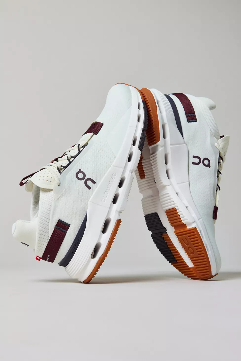 On Women's Cloudnova 2 Sneaker | Urban Outfitters (US and RoW)