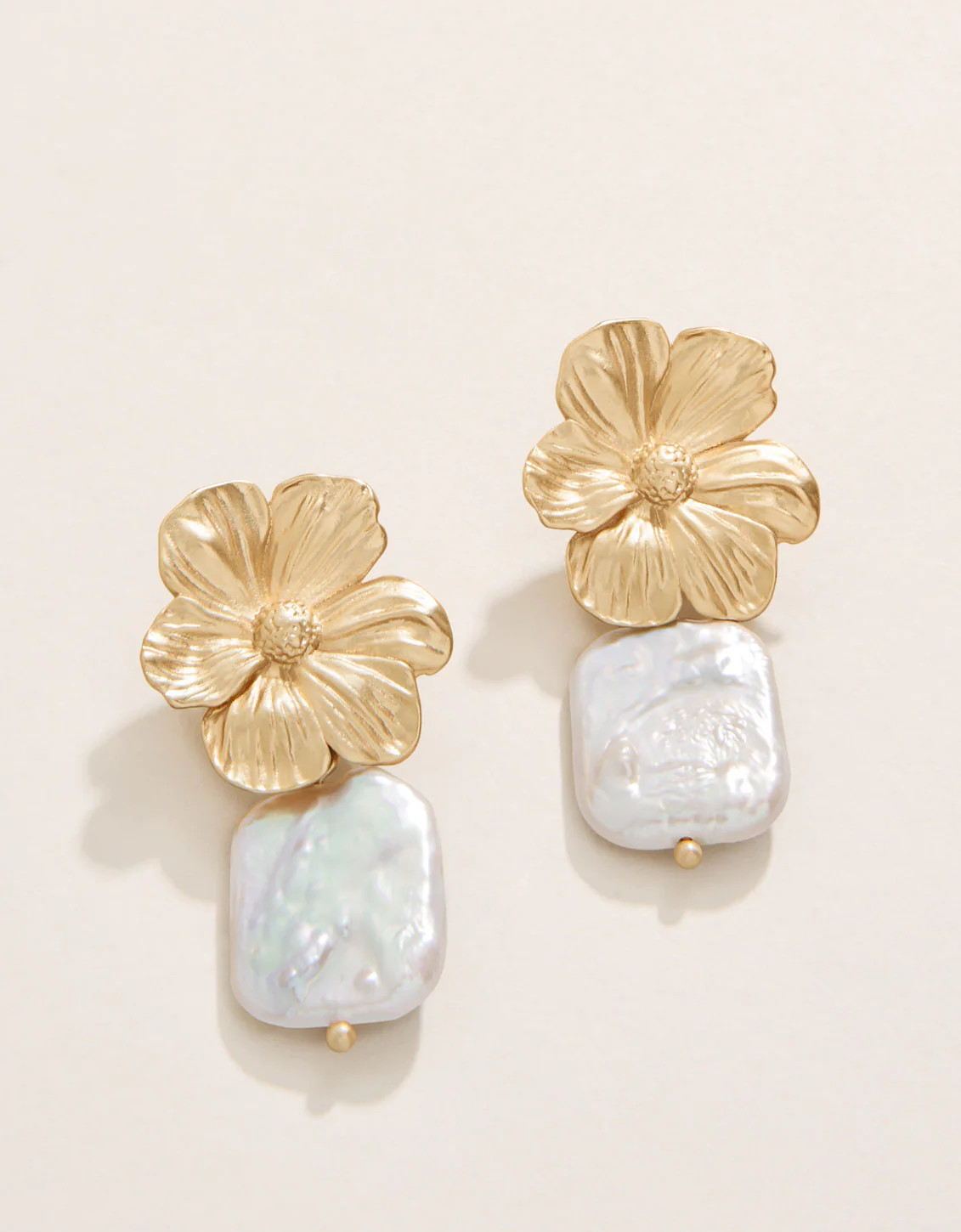 Windflower Pearl Earrings | Spartina 449
