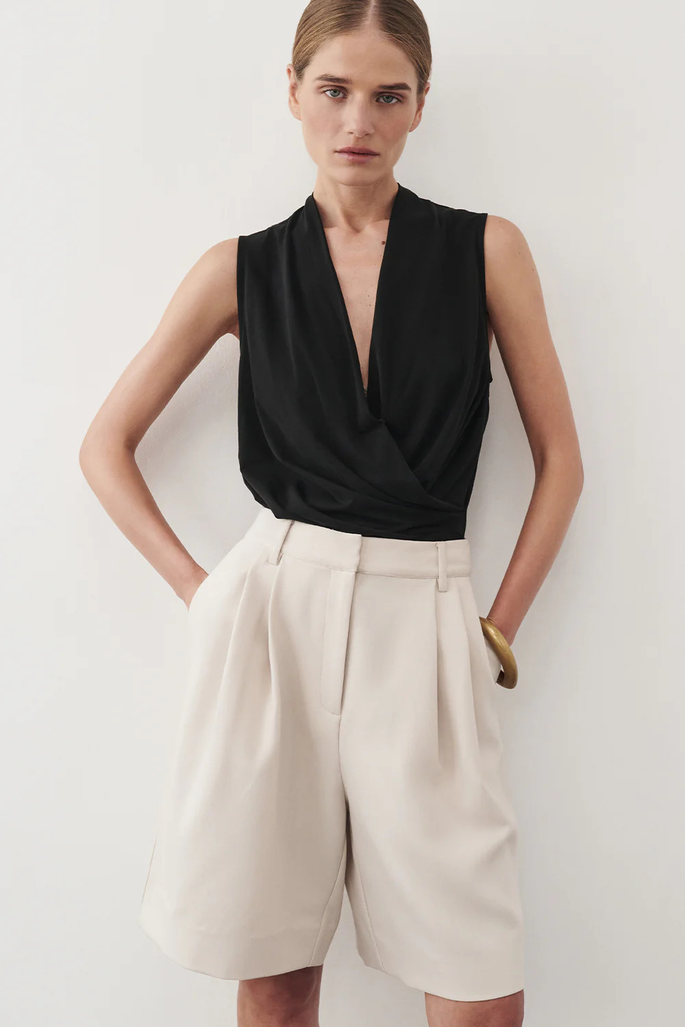 CHELSEA BONE BERMUDA SHORT | DISSH