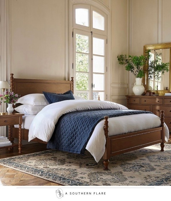 Classic Bed/ Home Accessories