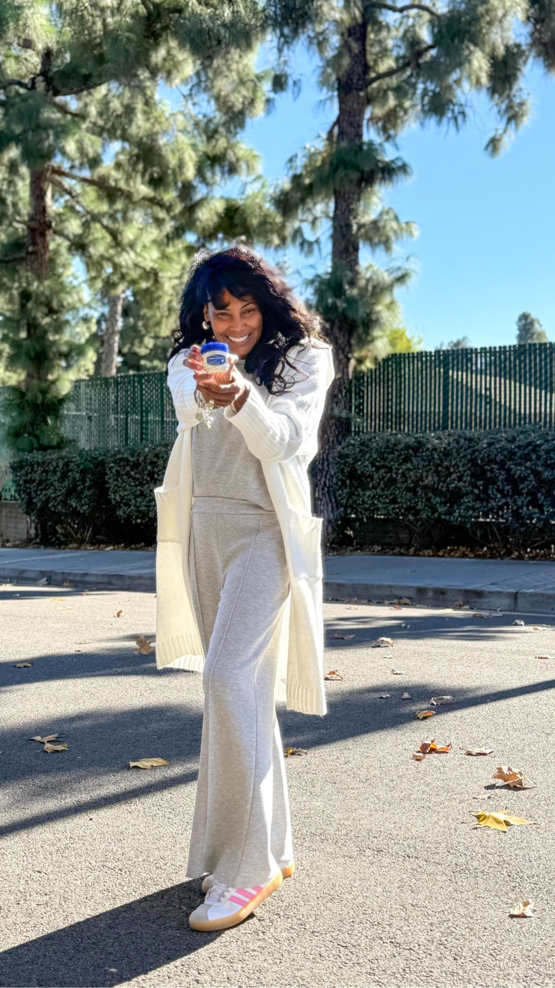 Hey Sunshines, have you heard of The @vaselinebrand Healing Project? #pocketsfullofsunshine 

Y’all the work that Vaseline is doing on PURPOSE is incredible! .💕 

We were invited to the Health Equity dinner with @Vaselinebrand x @huedco and @edelman 

It was a honor to learn all about The Vaseline Healing Project’s mission to provide access to critical skin healthcare and education to people around the world. 

Vaseline has helped one million people per year since 2015, and their goal is to triple it! 

We met the Venice Family Clinic’s powerful Emem Brown, PA-C  and Maris Steward ,Direct Relief and the remarkable Chief Marketing Director, Kathleen Dunlap. 

The Vaseline Healing Project is on the move with mobile healthcare workers who are providing care for the underserved communities in Los Angeles! Thank you @vaselinebrand for doing work on PURPOSE. #raisinggreatnessofficial #losangelesblogger #lablogger #lainfluencer

#LTKootd #LTKFindsUnder100 #LTKmomlife