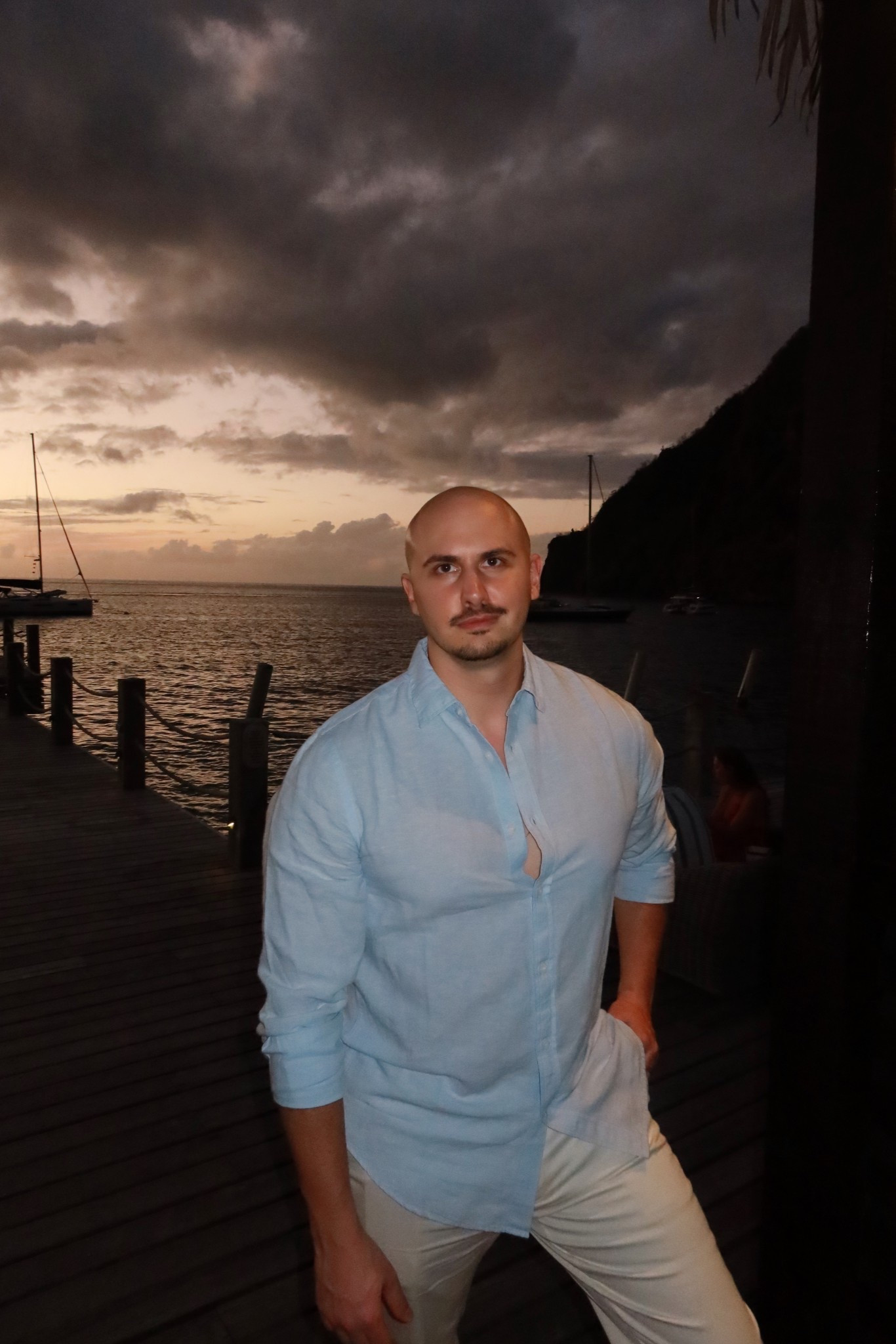 I love a man in linen fitted shirt! This one from @abercrombie is so good!!!

#LTKootd #LTKTravel