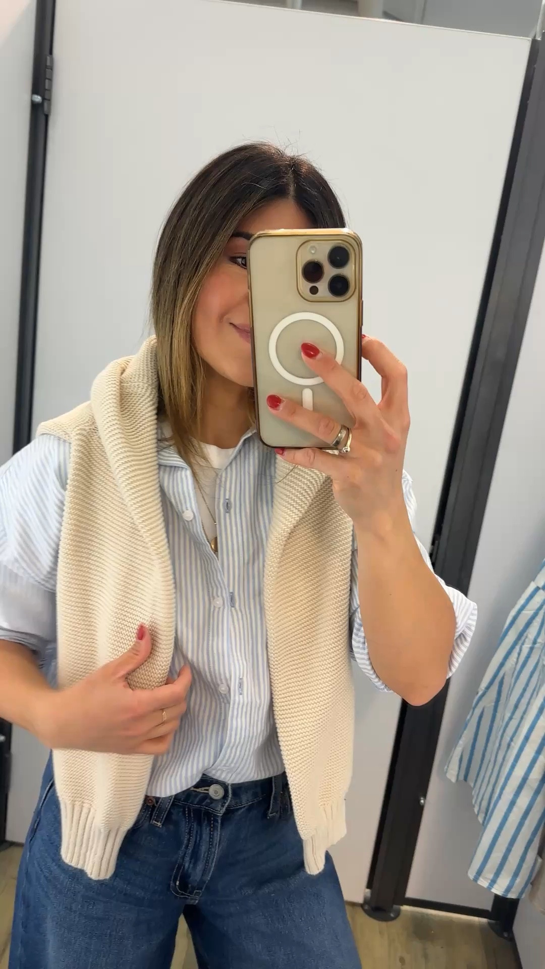 One of my favorite looks from the bold Navy in-store try-on haul I did! This button down is so cute and chic!! It’s 58% off right now!! So it’s only $19!!!!
Tee size small
Shirt size small
Jeans size 0. Take 30% off right now! 

#LTKSeasonal #LTKSaleAlert #LTKWorkwear