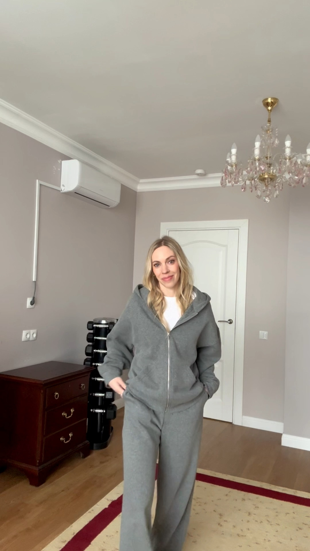 Gray sweatsuit, travel look, loungewear, H&M sweat set

#LTKActive #LTKSaleAlert #LTKSeasonal