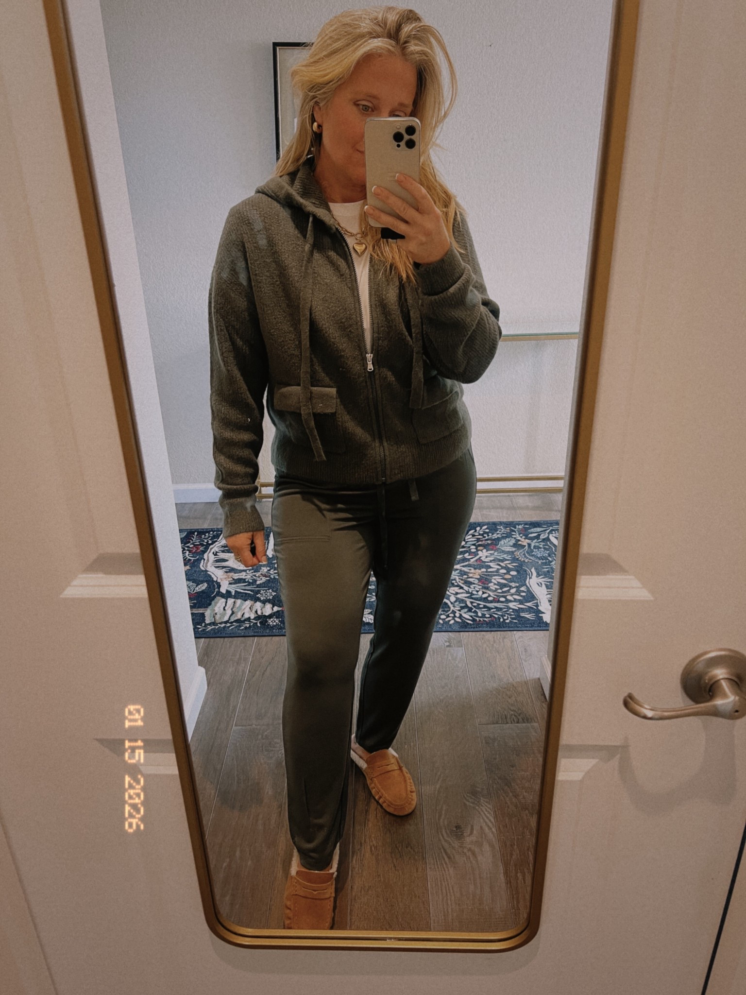  ✨Tap the bell, save and ❤️ for over 40 fashion, midlife style, midsize fashion and luxury looks for less. 

Luxury style isn’t about how much you spend.
It’s about understanding fit, fabric, and function.

That’s the difference between looking polished…
and feeling confident.

Save this ... I’ll link my favorites for real life, real bodies.


👑"Helping you look good, feel good!" - Lindsey Denver


#Over40Style #MidsizeStyle #QuietLuxuryAesthetic #StyleConfidence #GenXStyle

Follow my LTK @Over40andmidlife on the @shop.LTK app to view this post and get my exclusive app-only content!

#liketkit #LTKMidsize #LTKstorytime #LTKOver40
@shop.ltk
https://liketk.it/5NKdP