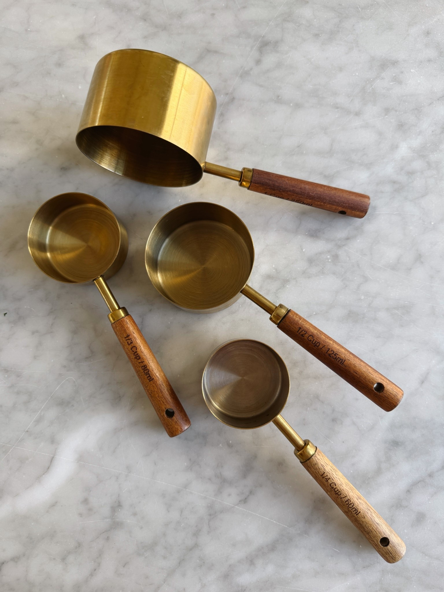 There’s no reason you’re cooking gadgets can’t be pretty too!! 

Love cooking with my gold measuring cups!! Linking to more of my aesthetic kitchen gadget must haves below!

#amazon #aesthetickitchen #measuringcups #amazonhome #weddingregristry #amazonfinds


#LTKfoodie #LTKHome #LTKSaleAlert