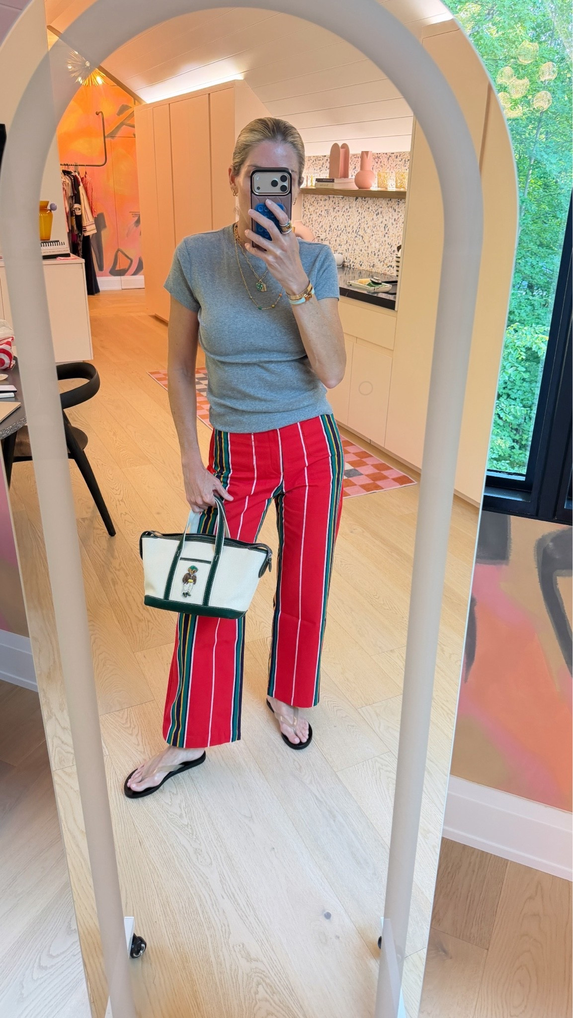 Casual Dinner ‘Fit 
Pants are LaVeste