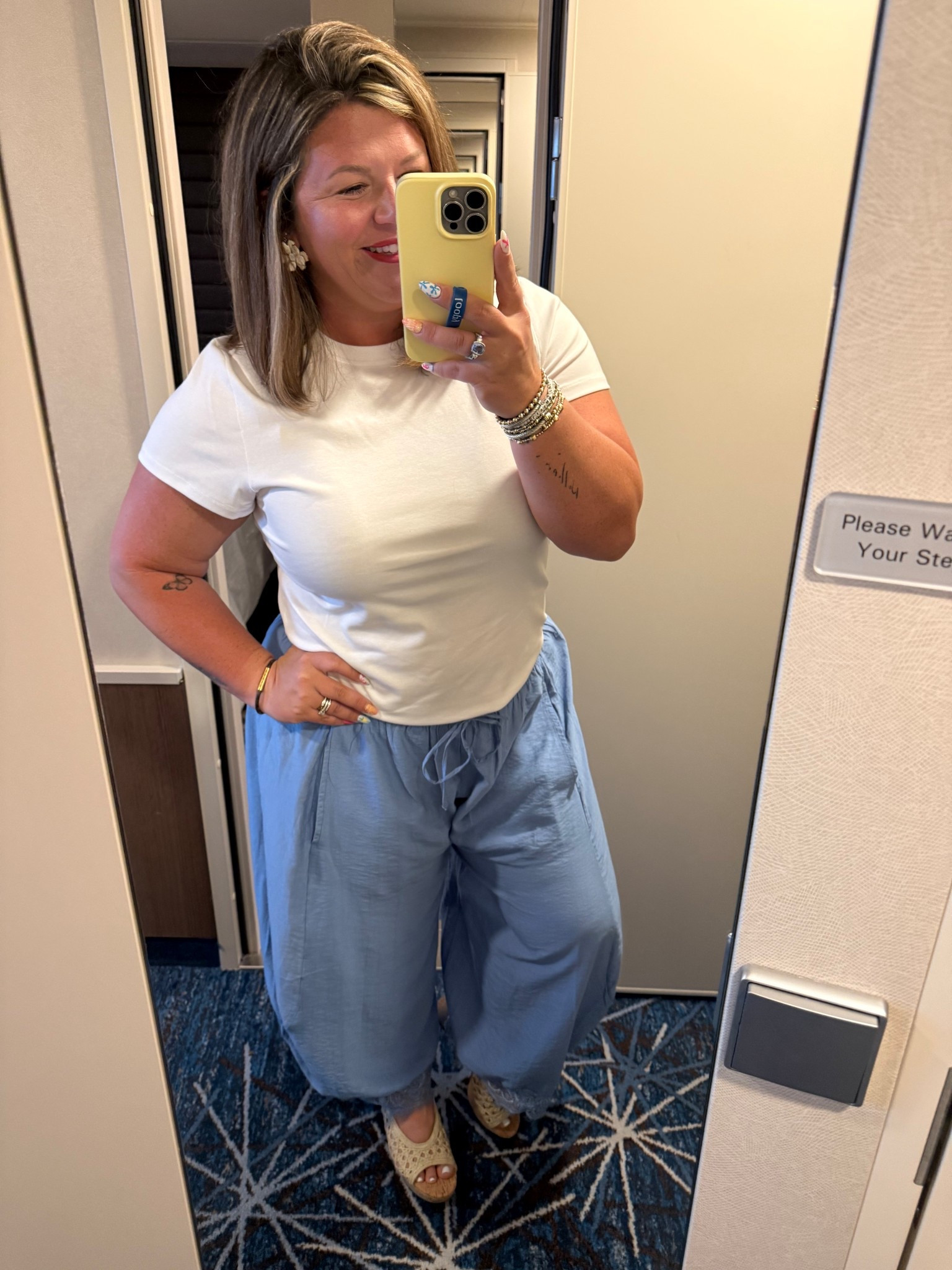 OOTN -night 4 
New Nuuds top -sized up to xl
Barrel lace pants-Anthro
Shoes tts 


#LTKMidsize #LTKootd