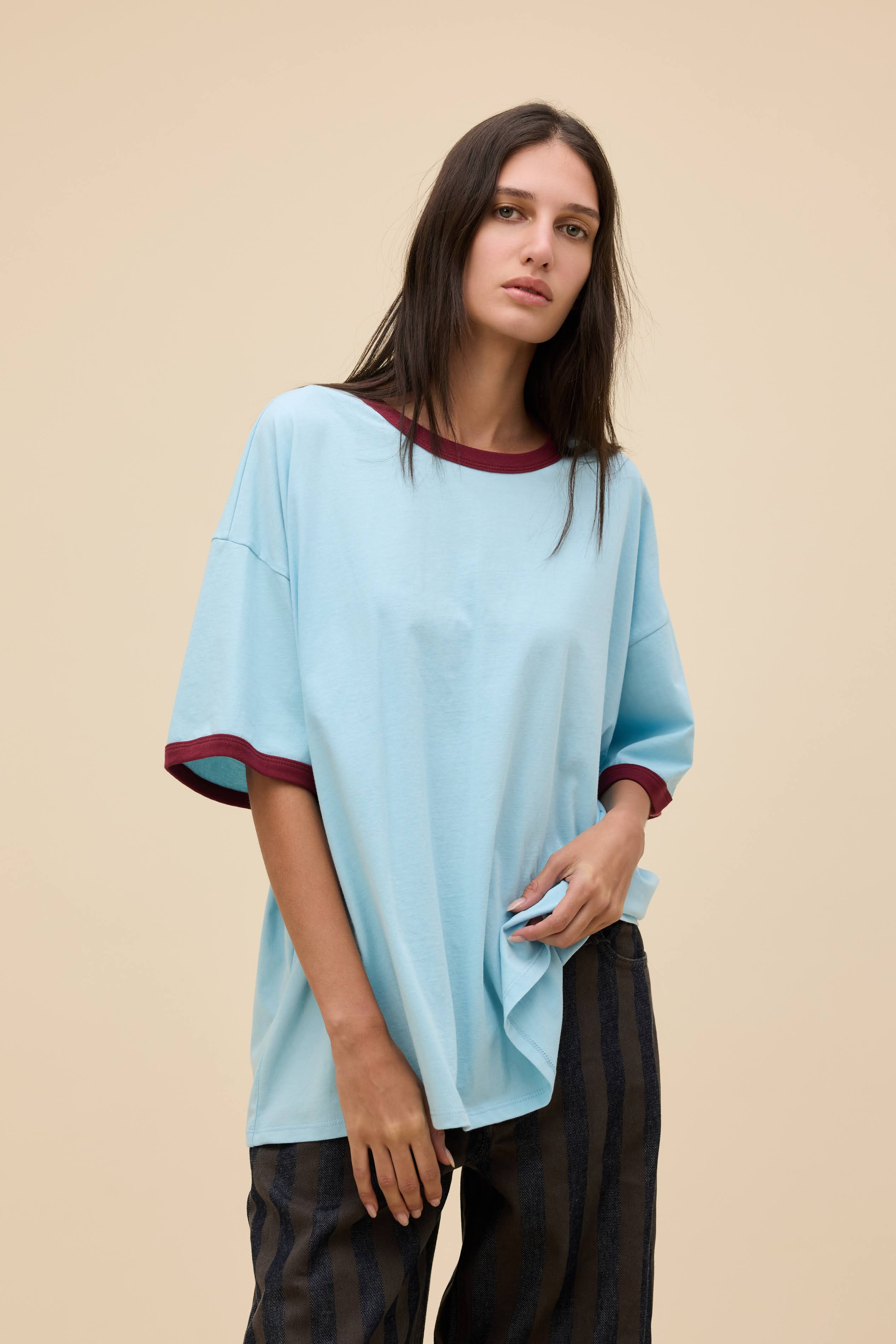 Solid OS Ringer Tee | Daydreamer