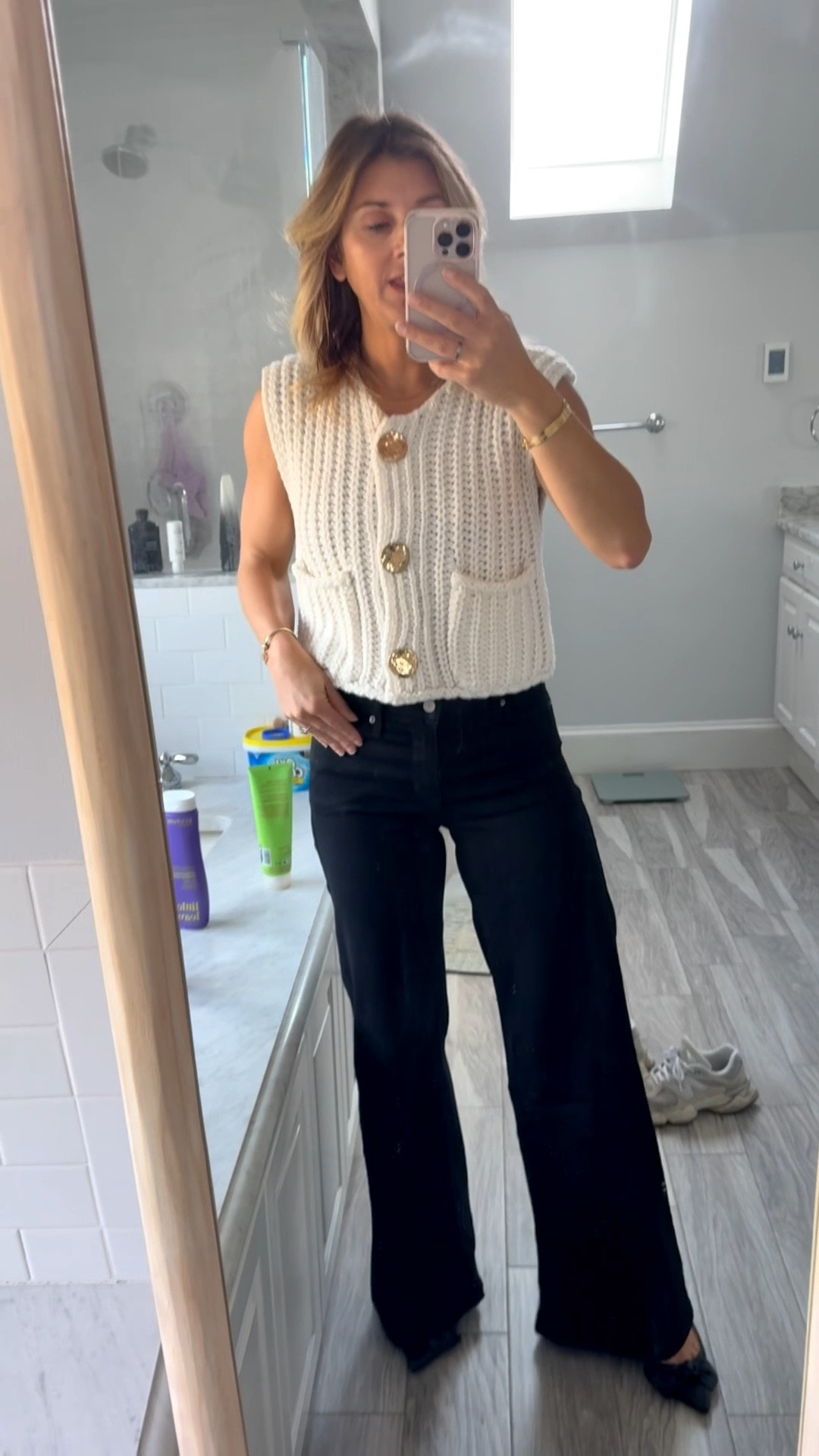 These $40 jeans feel and look like my expensive roller sneak mother jeans but obviously cheaper! 

#LTKootd #LTKGiftGuide #LTKHoliday