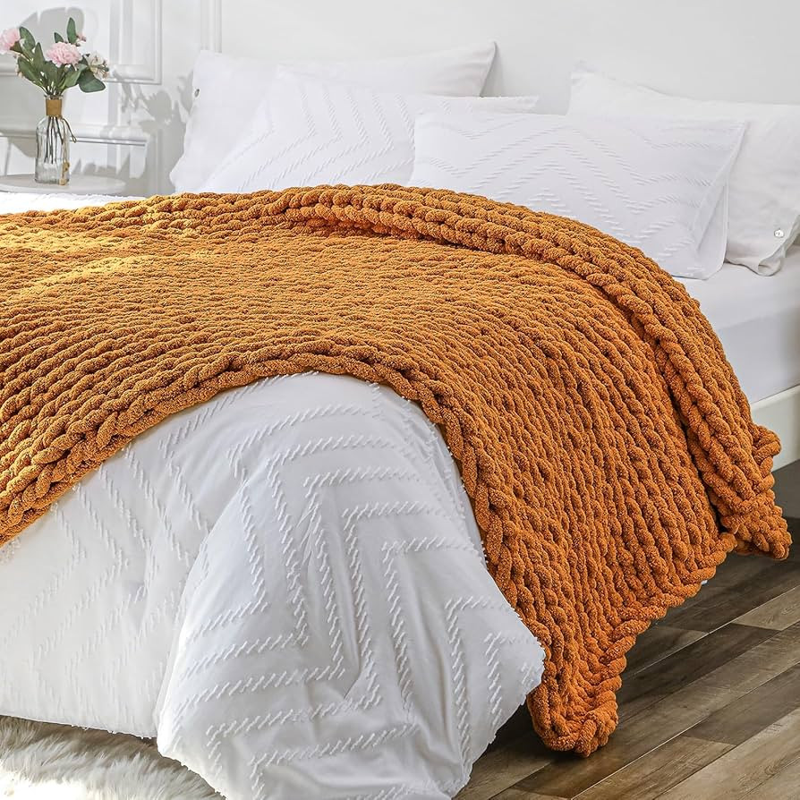 Bigacogo Chunky Knit Blanket Throw 51"x63", 100% Hand Knitted Chenille Throw Blanket, Big Soft Th... | Amazon (US)