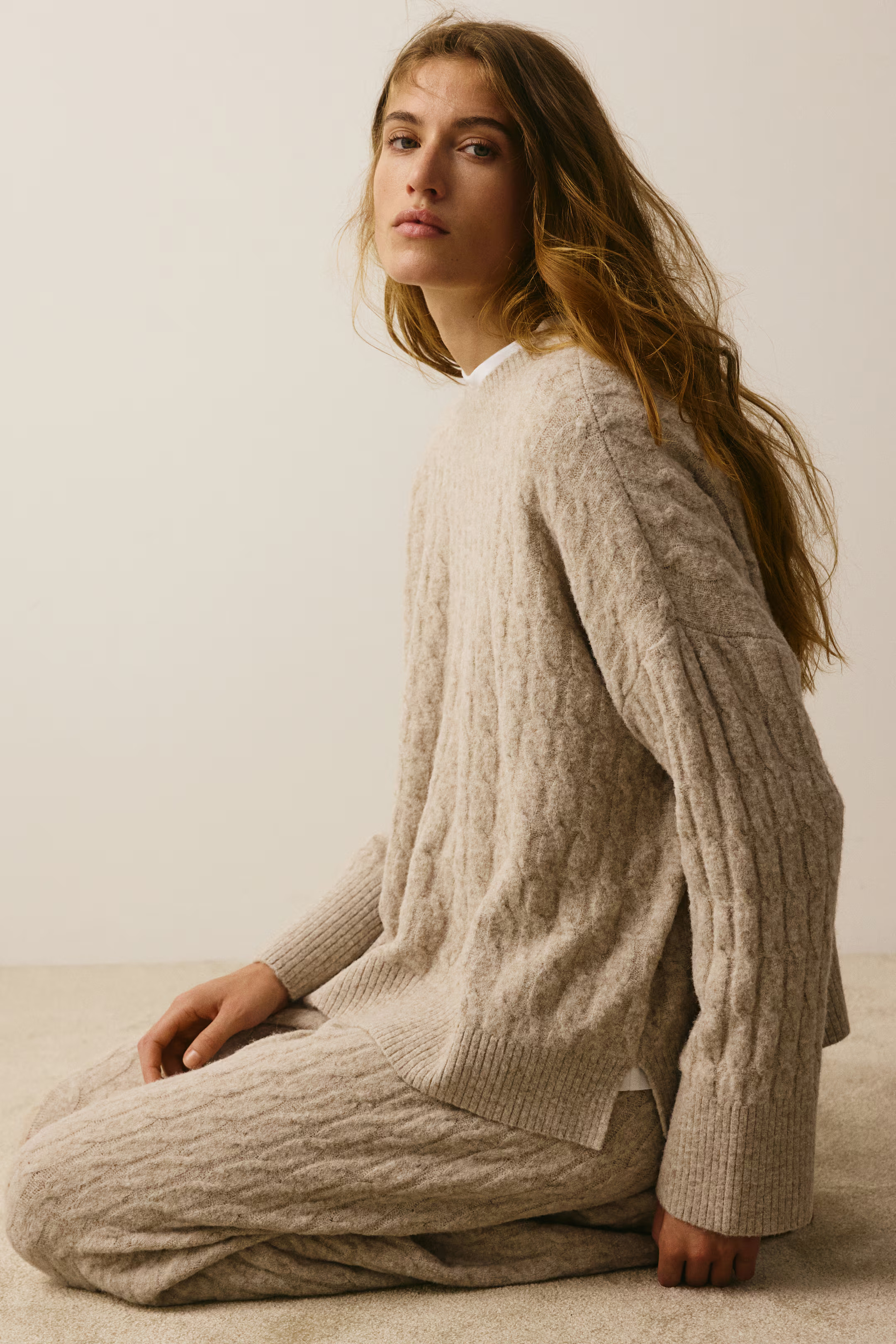 Loose-fit cable-knit jumper | H&M (UK, MY, IN, SG, PH, TW, HK)