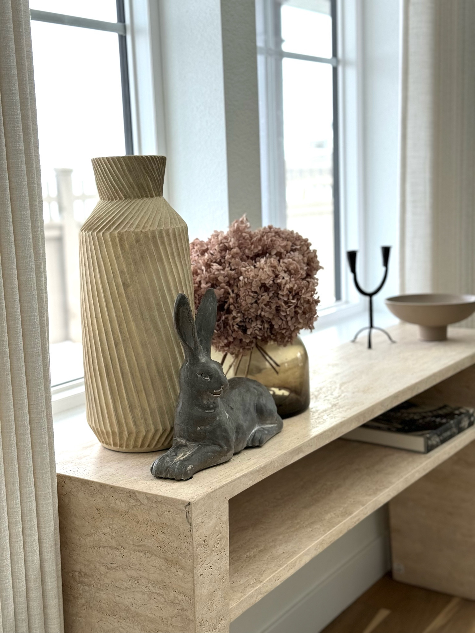 Spring decor 
Home decor 
Modern 
Natural 
Neutral 

#LTKstyletip #LTKSeasonal #LTKhome