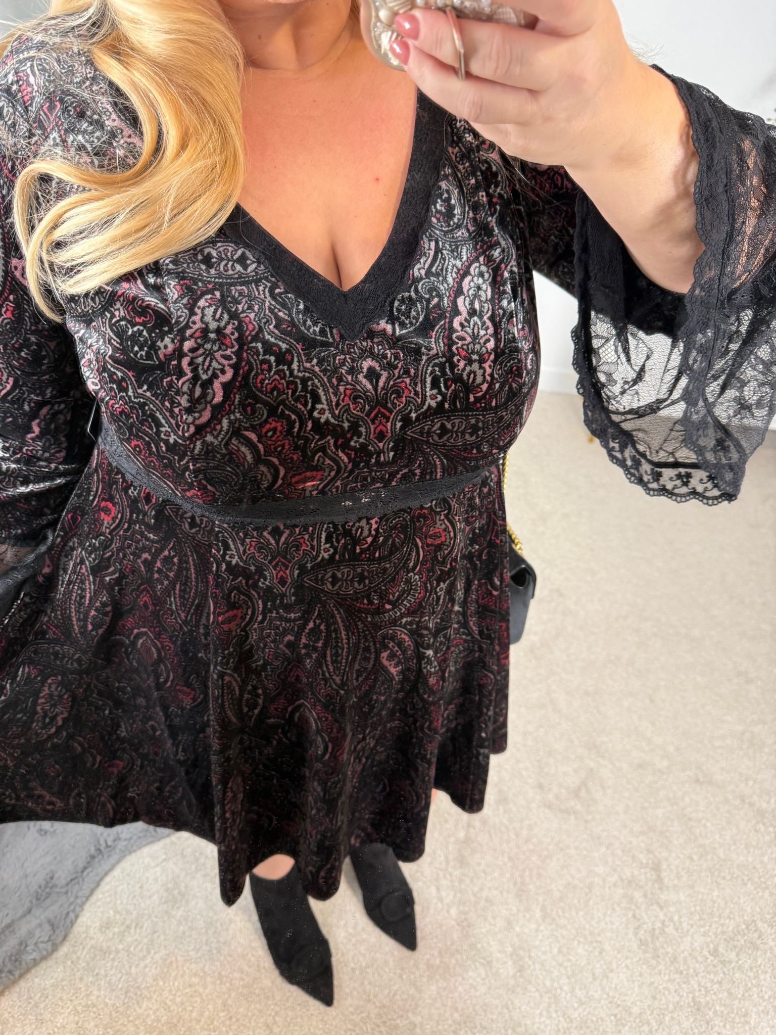 Dress 1x stretchy true to size
