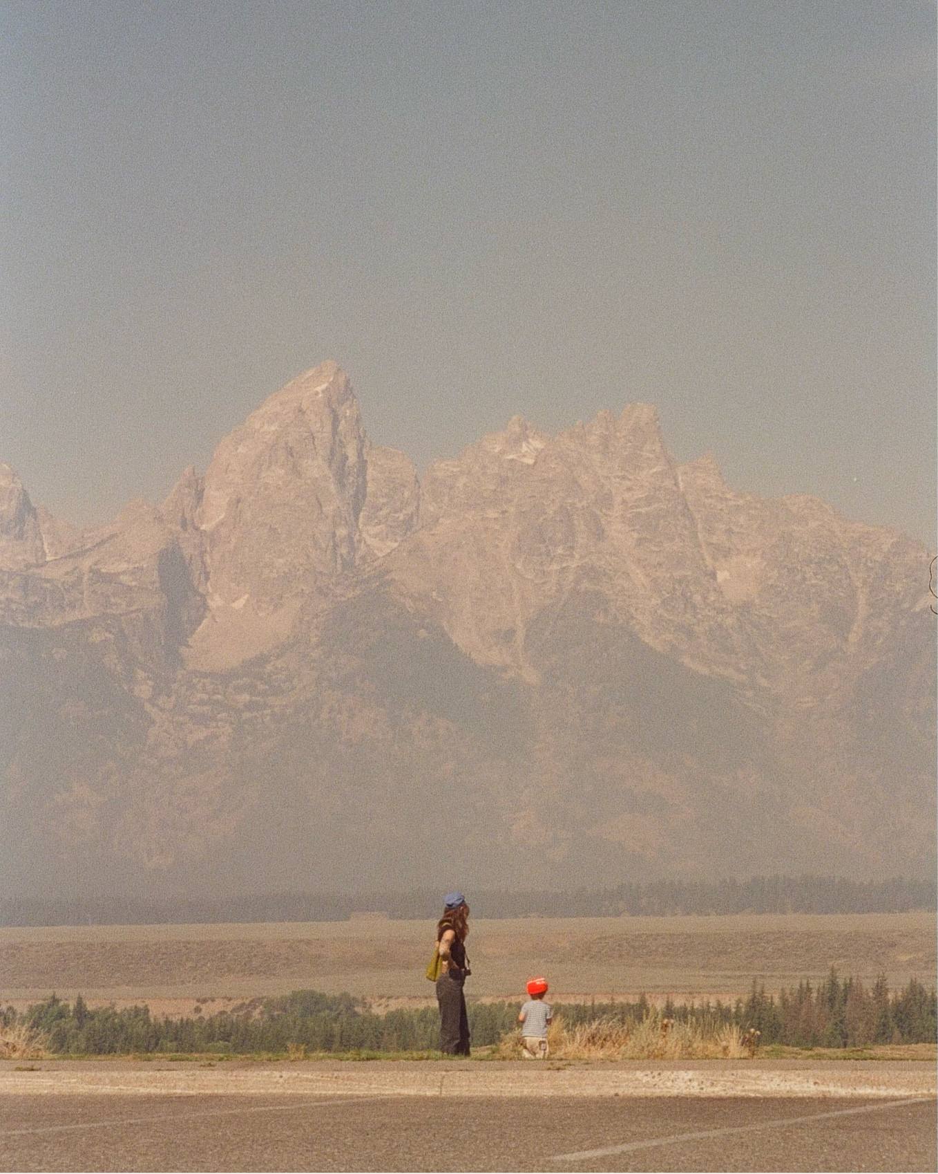 Gift guide #1!

#LTKSeasonal #LTKFindsUnder100 #LTKGiftGuide