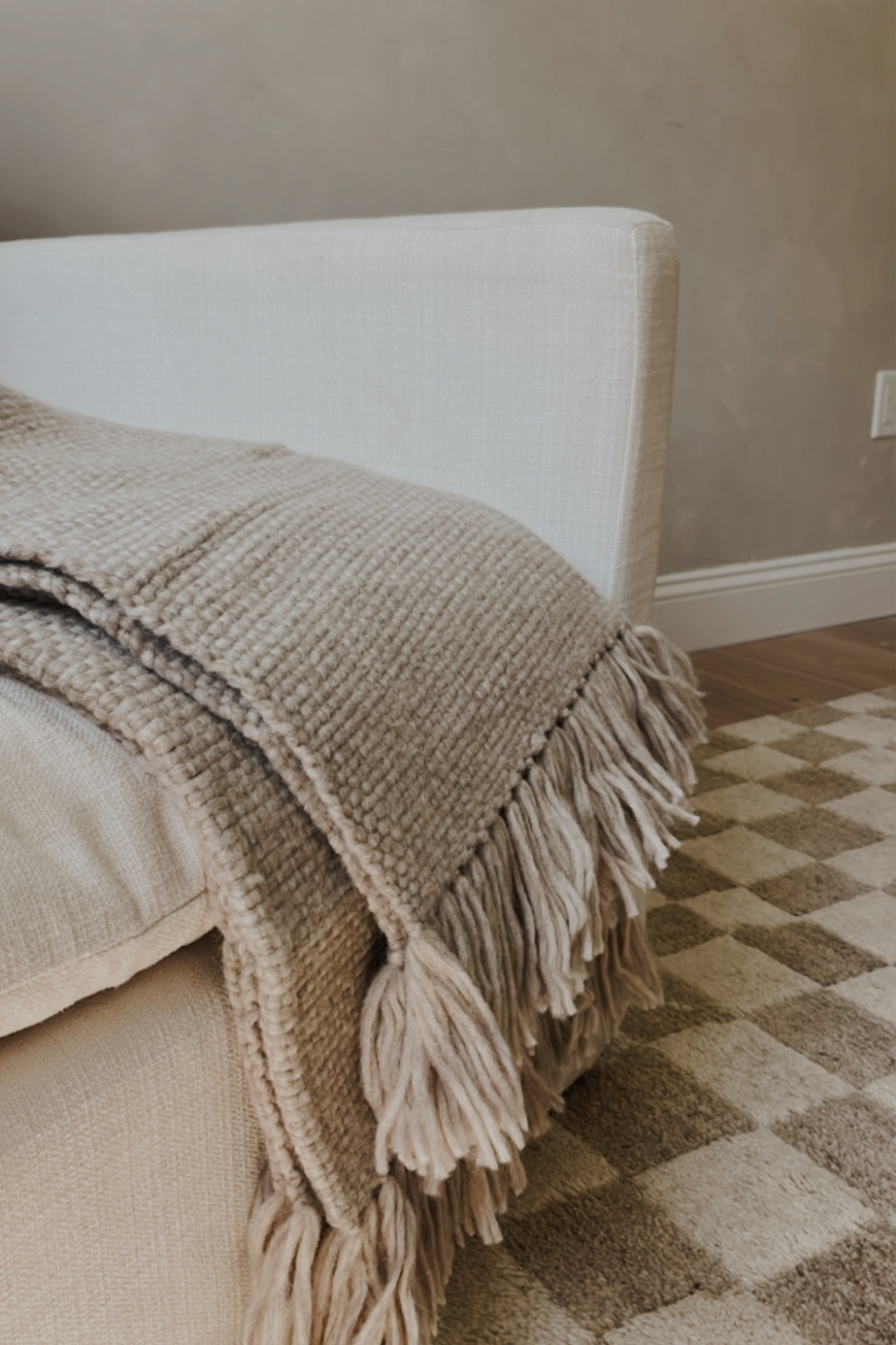 My favoriteeeee throw with the coziest rug! #nurserydesign #romanclay 

#LTKHoliday #LTKbump #LTKkids