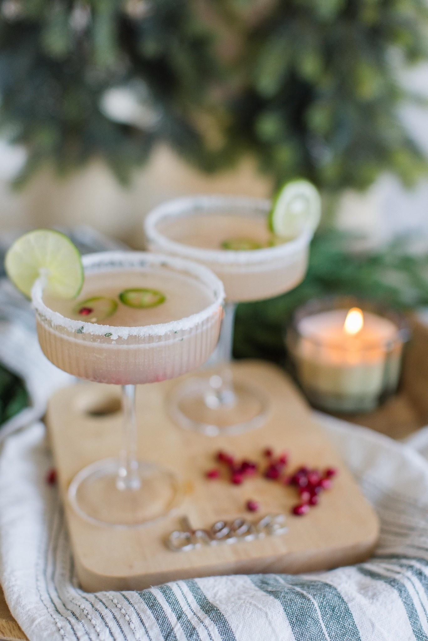 Holiday Entertaining

Holiday  holiday party  Christmas  Christmas party  coupe glasses  margaritas  wooden serving board  hosting essentials  ArchedManorr#LTKParties 




#LTKGiftGuide #LTKSeasonal #LTKHoliday