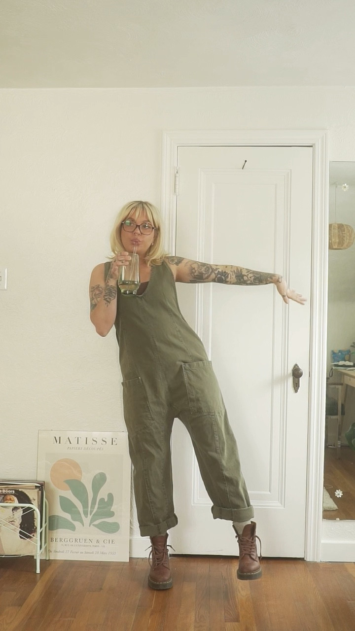 MY NUULY ORDER! DETAILS BELOW
i included some amazon alternatives as well but i am wearing all free people! 

1 - first dress is free people but FP doesn’t carry it anymore! 
2 - shorts are agolde! size up! 
3 - obsessed !! wearing a size Medium and they are tts 
4 - wearing a size medium! 
5 - everyone needs this romper! 10/10! wearing a small 
6 - the best overalls ever! wearing a medium! 

#LTKFindsUnder100 #LTKSeasonal #LTKStyleTip