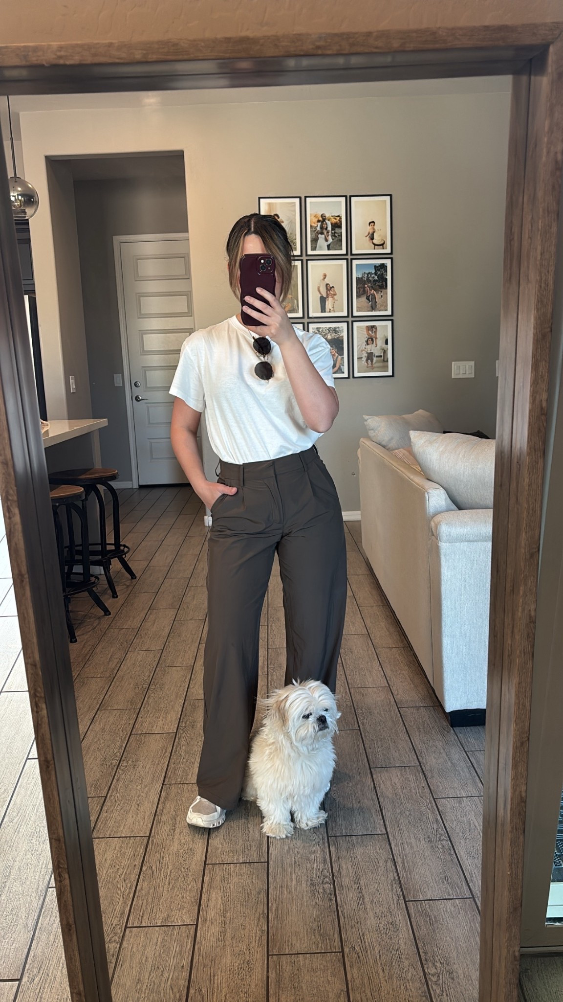 H&M tee in SMALL & pants (Marshalls) linked similar 🤍 

#ootd #momstyle #outfits #marshalls #styletip #minimalstyle #athleisurepants #sneakers #oncloud #tee #hmfinds #hmstyle #athleisure #everydaystyle 

#LTKSaleAlert #LTKootd #LTKmomlife