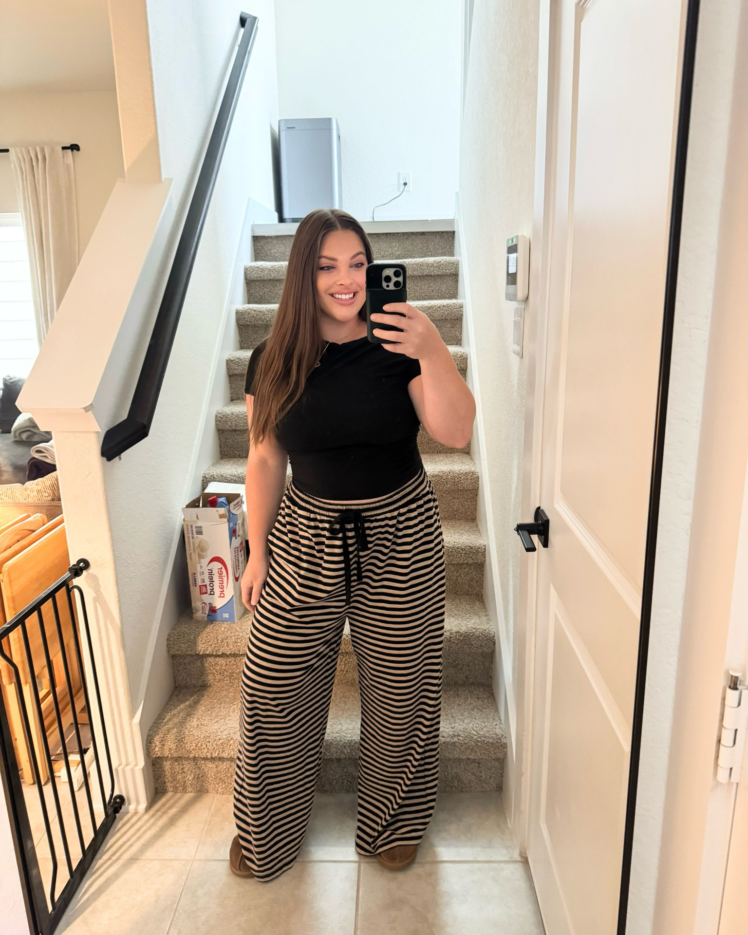 Today’s WFH ootd 🖤

I love the flexibility working from home provides, but I also love how I can just be comfy 24/7.

#LTKootd #LTKMidsize #LTKWorkwear