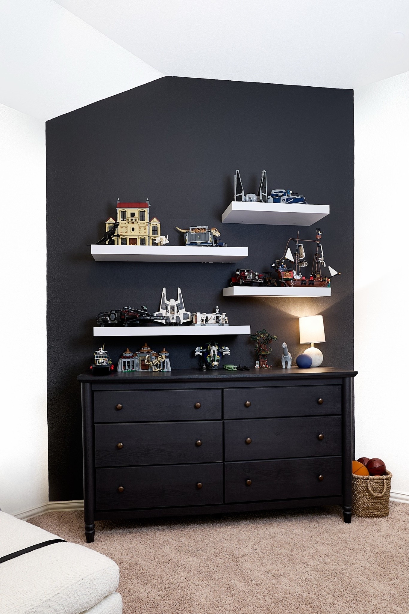 Boys Room Lego Collection 🩶


Boy room
My Texas House
Dresser
Bedroom furniture

#LTKHome #LTKKids