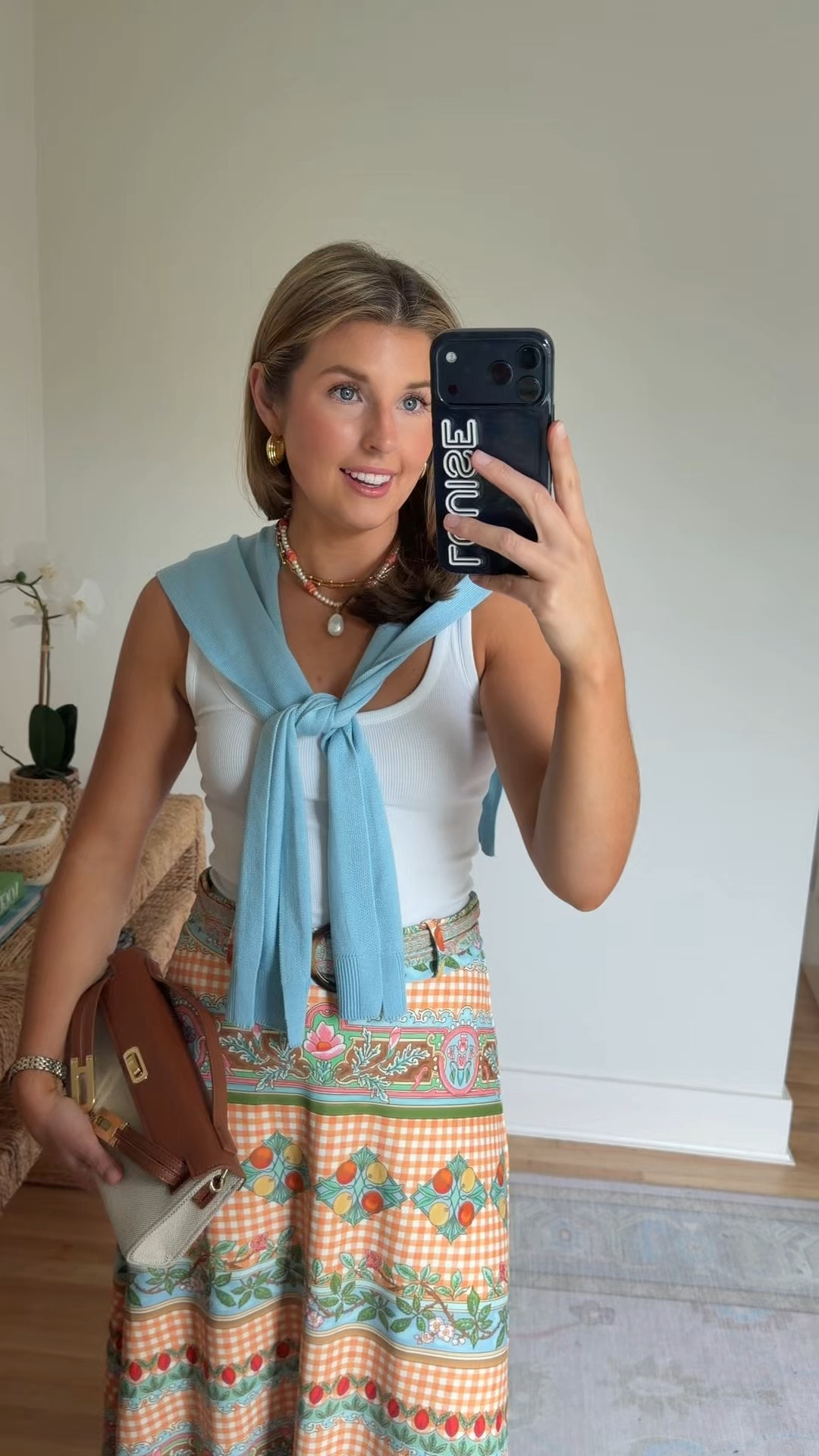 Summer outfit idea! Wearing a S, code LOUISE15 at smith and Quinn!
