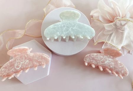 Bridal hair clip 🎀

Bride to be | engaged | gift for bride | getting married | wedding planning | bachelorette | party | rehearsal dinner | bridal shower | I’m engaged | wedding gift | wedding day | bridal gift 

#LTKSeasonal #LTKwedding #LTKGiftGuide
